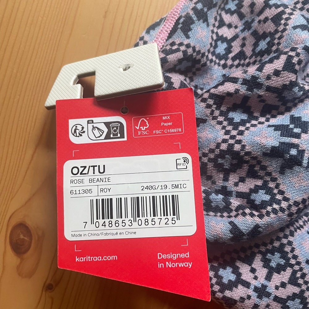 Kari Traa NWT Eloise Beanie - Picture 2 of 2